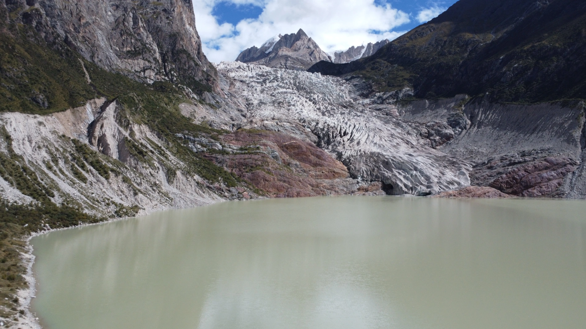 1764035240697 zl8d6i